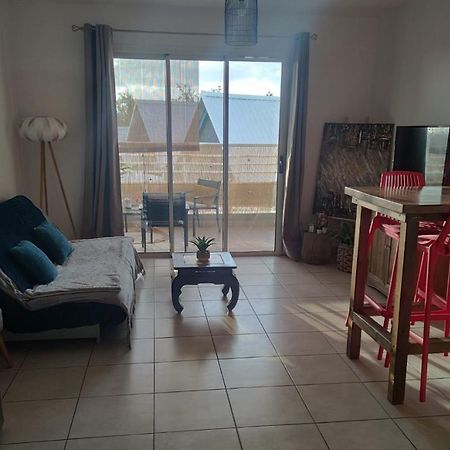 Location Saisonniere Meublee F2 St Leu Face Ocean A 1 Min Plage Leilighet Saint-Leu Eksteriør bilde