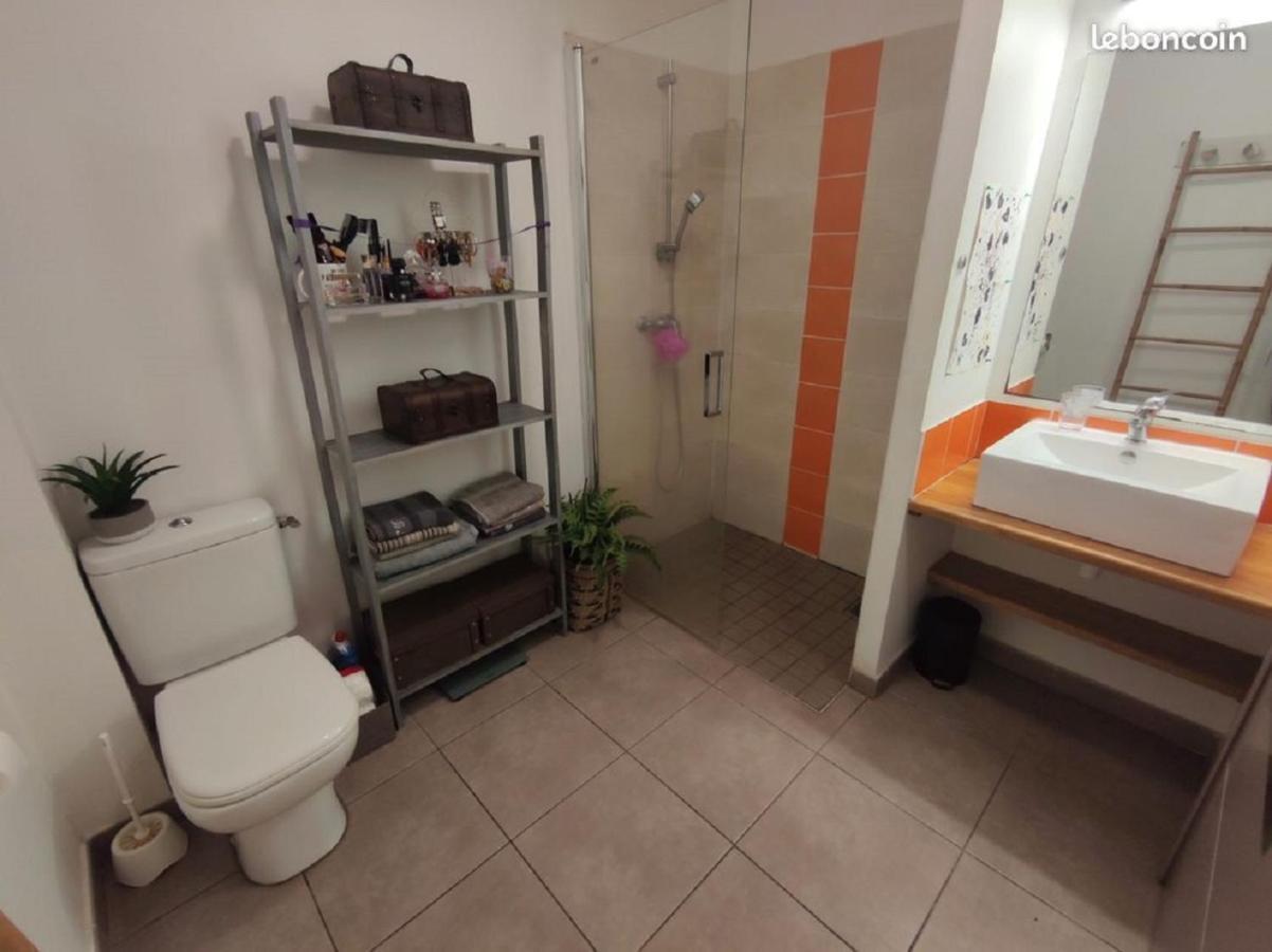 Location Saisonniere Meublee F2 St Leu Face Ocean A 1 Min Plage Leilighet Saint-Leu Eksteriør bilde